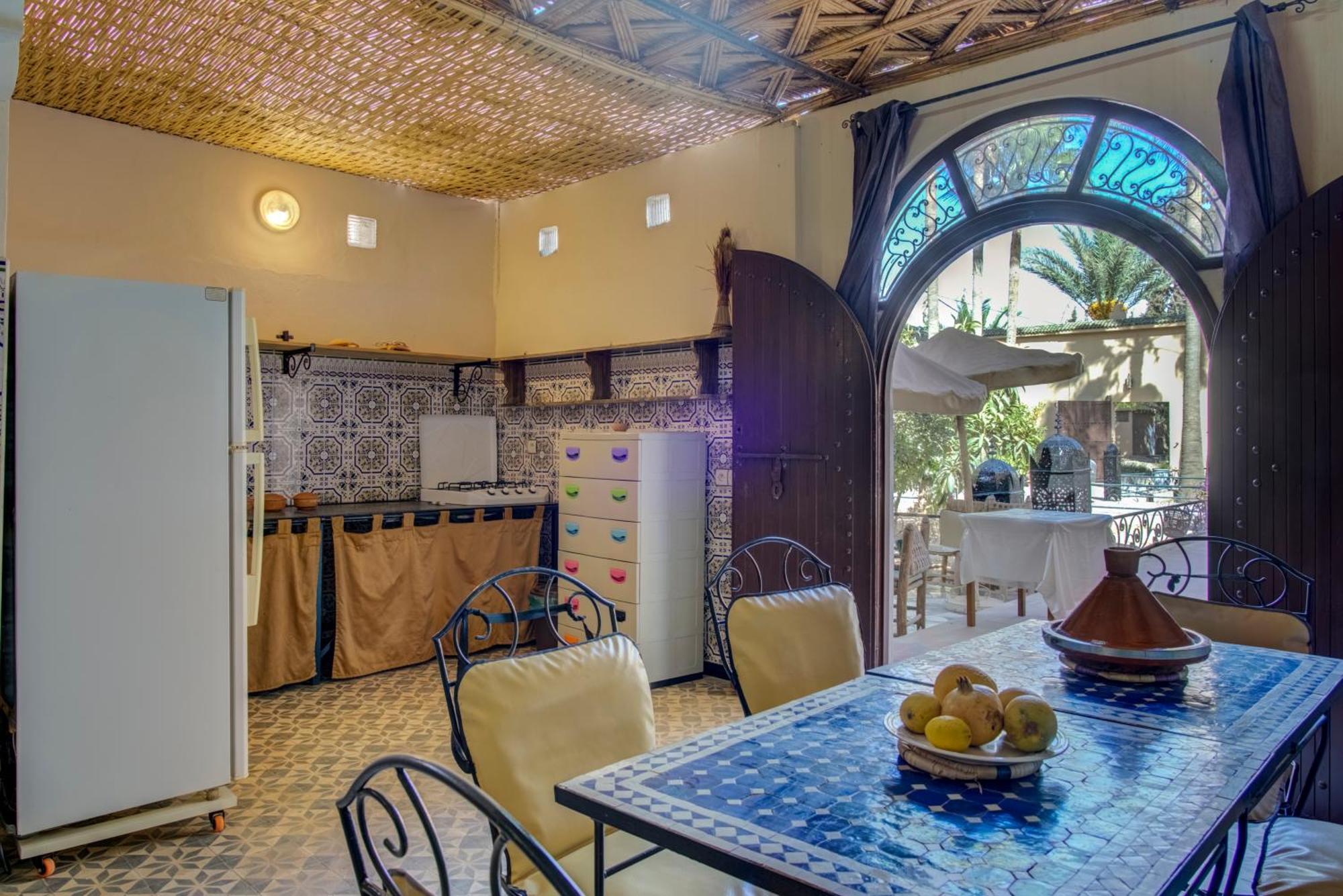 Riad Elaissi تارودانت‎ المظهر الخارجي الصورة