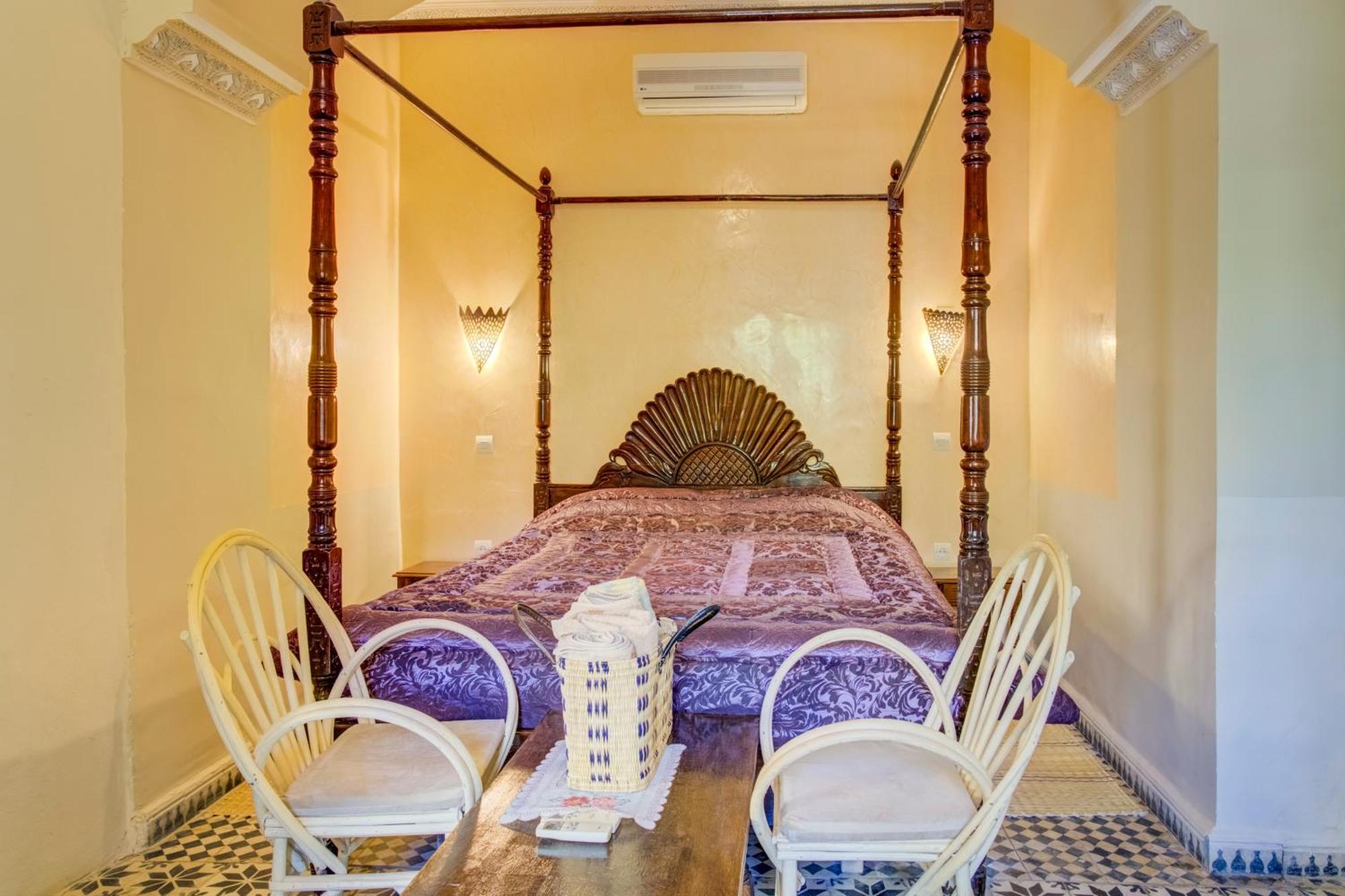Riad Elaissi تارودانت‎ المظهر الخارجي الصورة