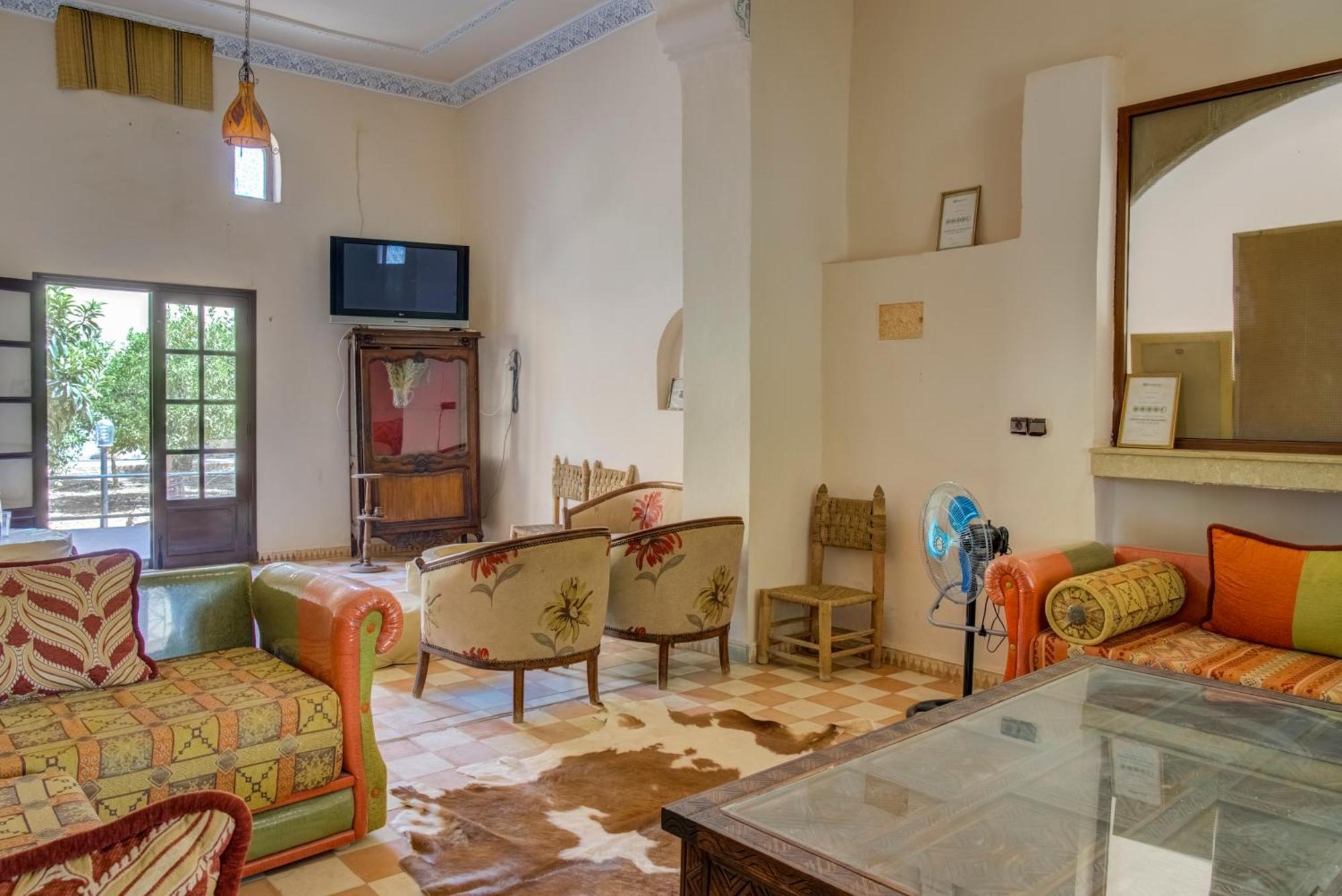 Riad Elaissi تارودانت‎ المظهر الخارجي الصورة